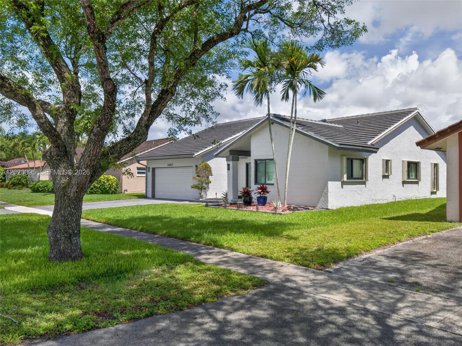 NOB HILL ESTATES 2 SEC - Residential