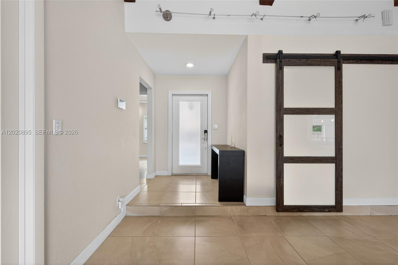 NOB HILL ESTATES 2 SEC - Residential