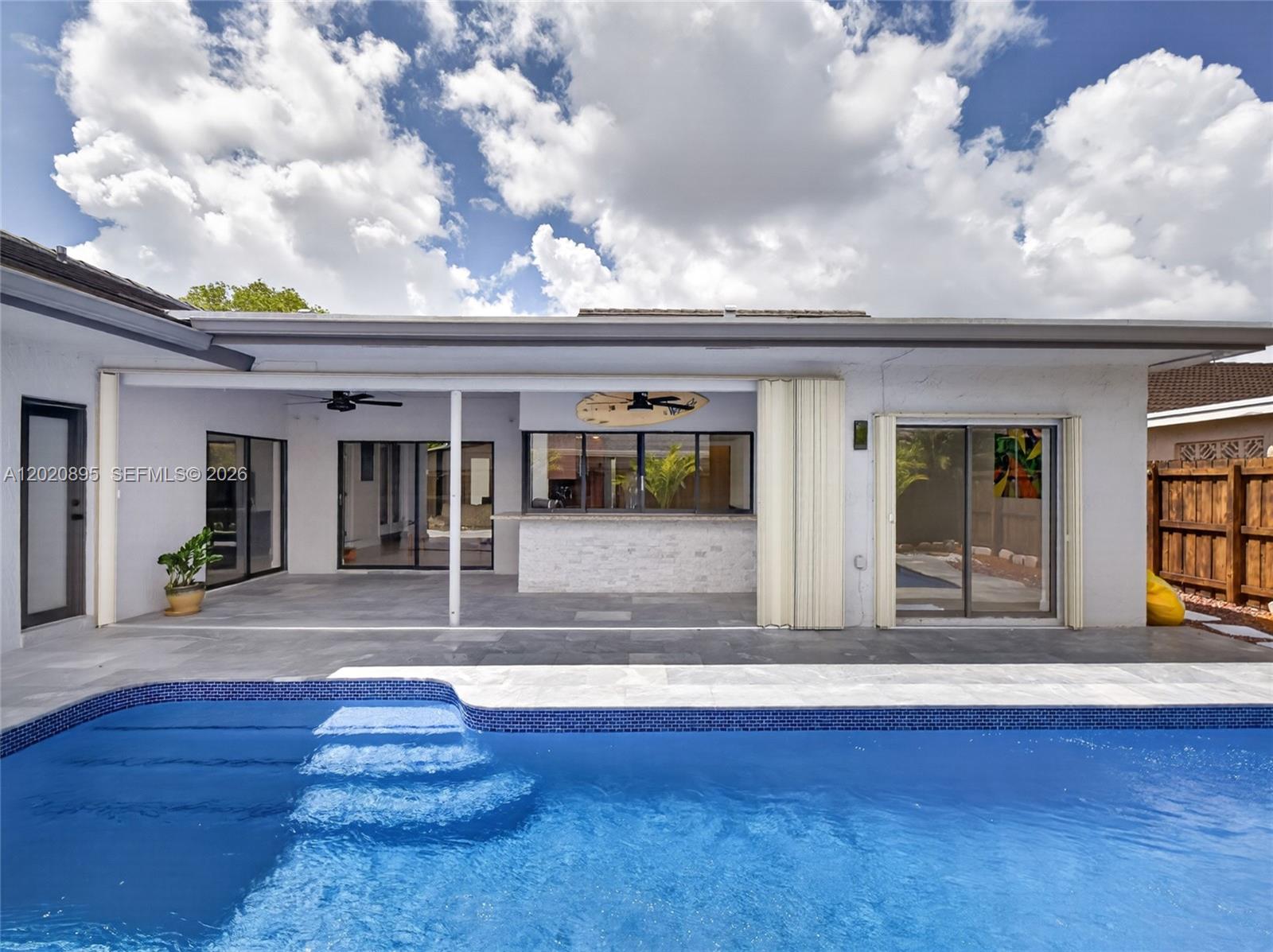 NOB HILL ESTATES 2 SEC - Residential