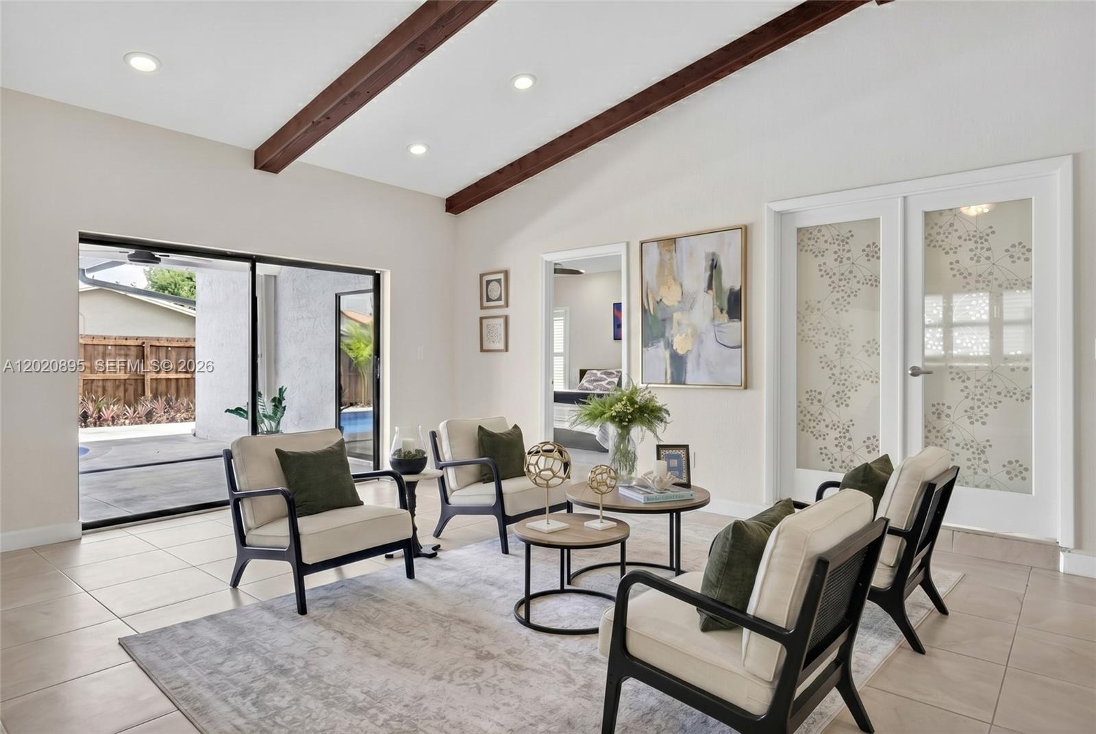 NOB HILL ESTATES 2 SEC - Residential