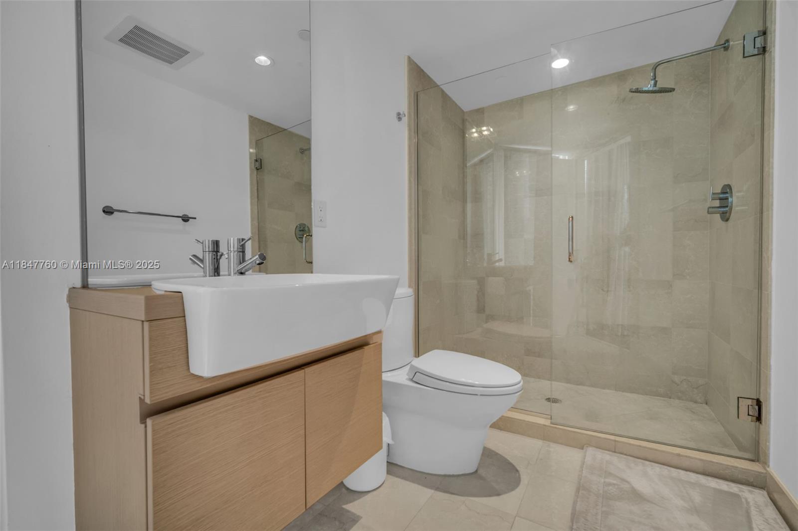 EPIC WEST CONDO - Residential Lease