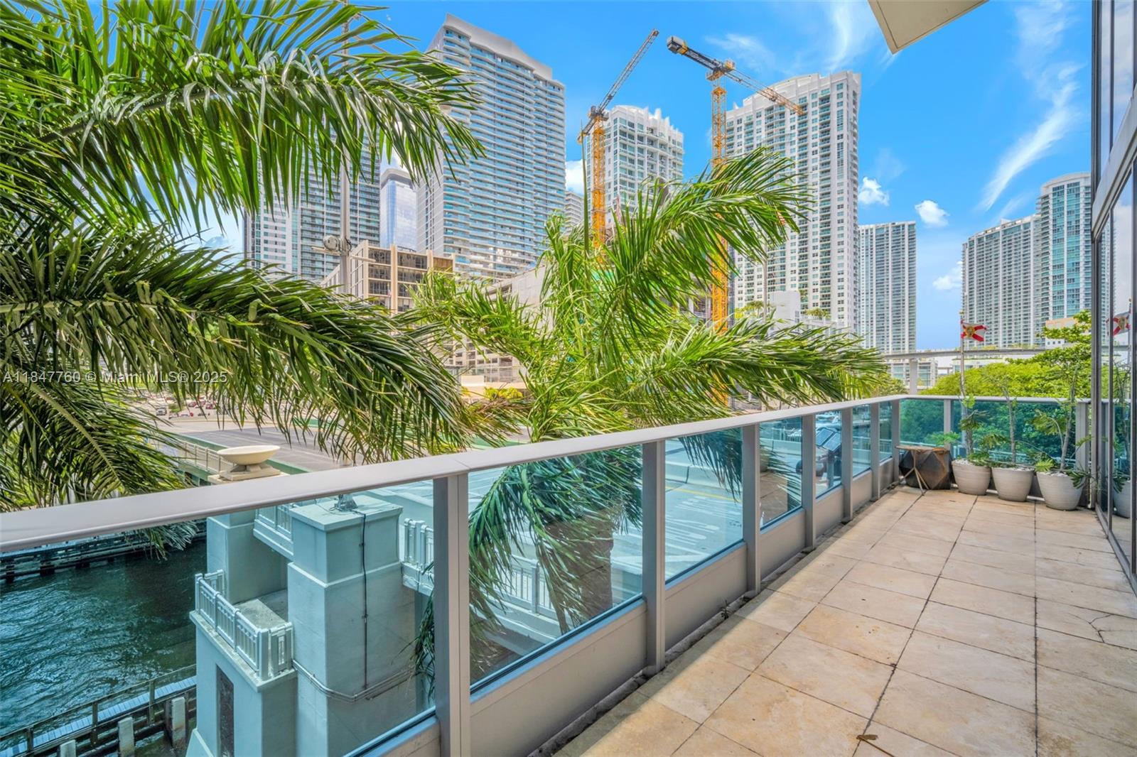 200 Biscayne Boulevard Way 302