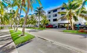 CRISTAL SHORES CONDO - Residential