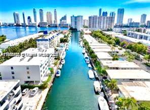 CRISTAL SHORES CONDO - Residential