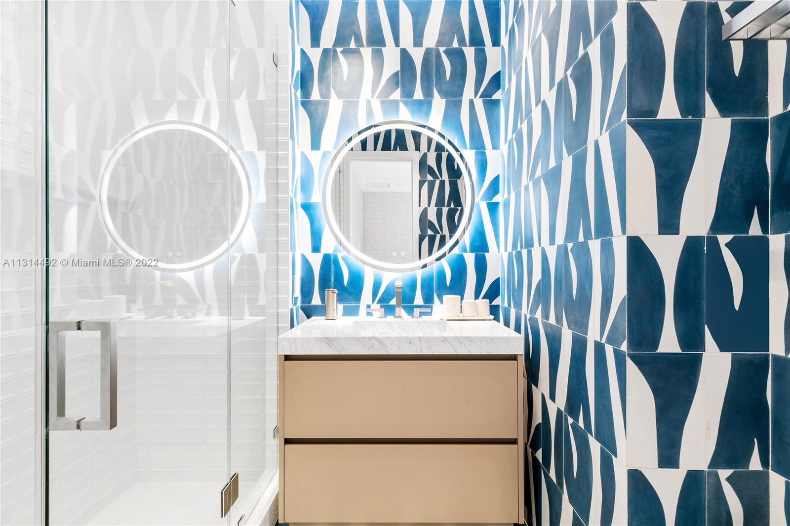 GOLDEN BEACH SEC F - Residential