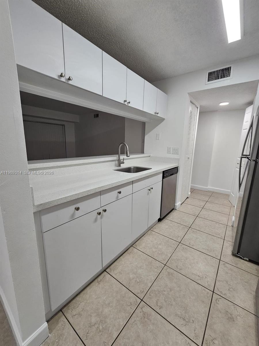 ROYAL PALM PLACE - Residential Lease