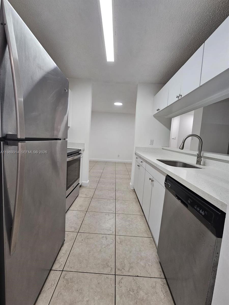 ROYAL PALM PLACE - Residential Lease