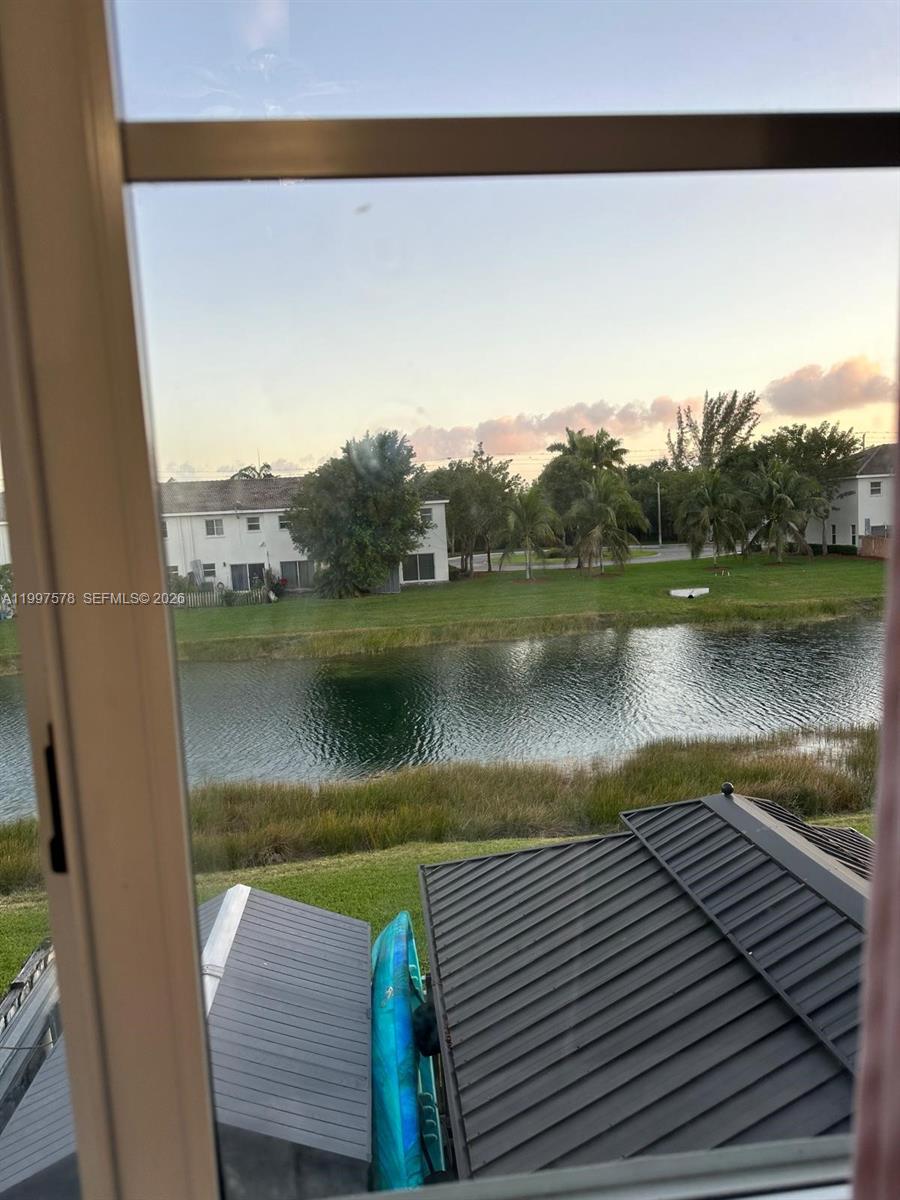 VENETIA GROVE - Residential