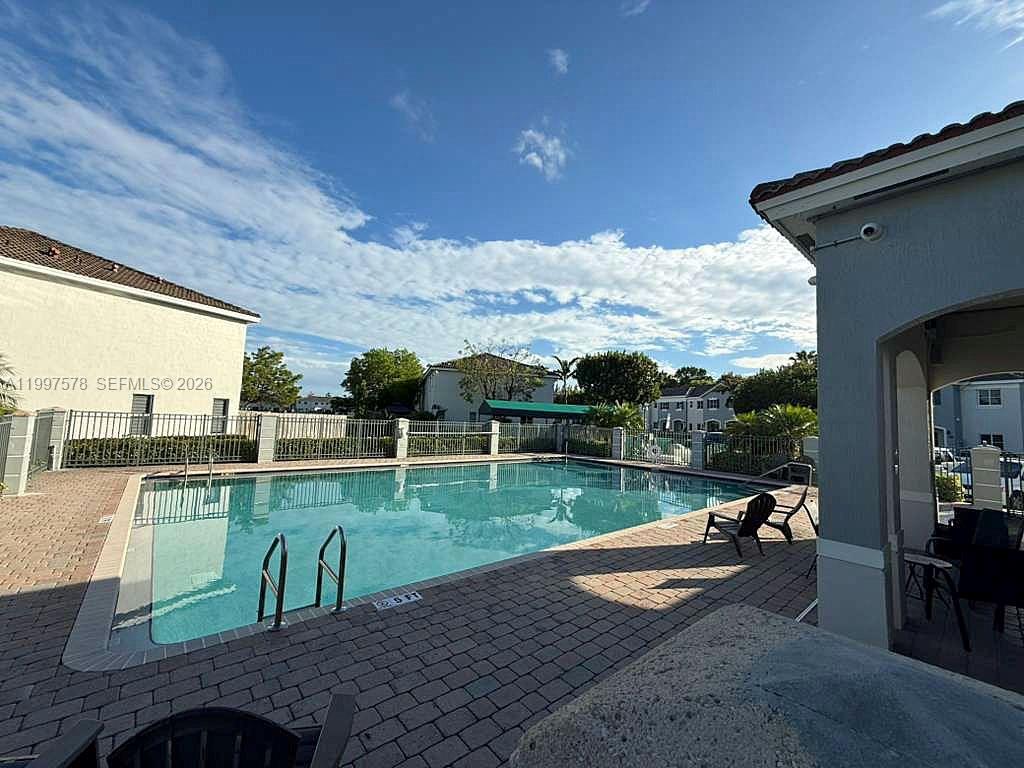 VENETIA GROVE - Residential