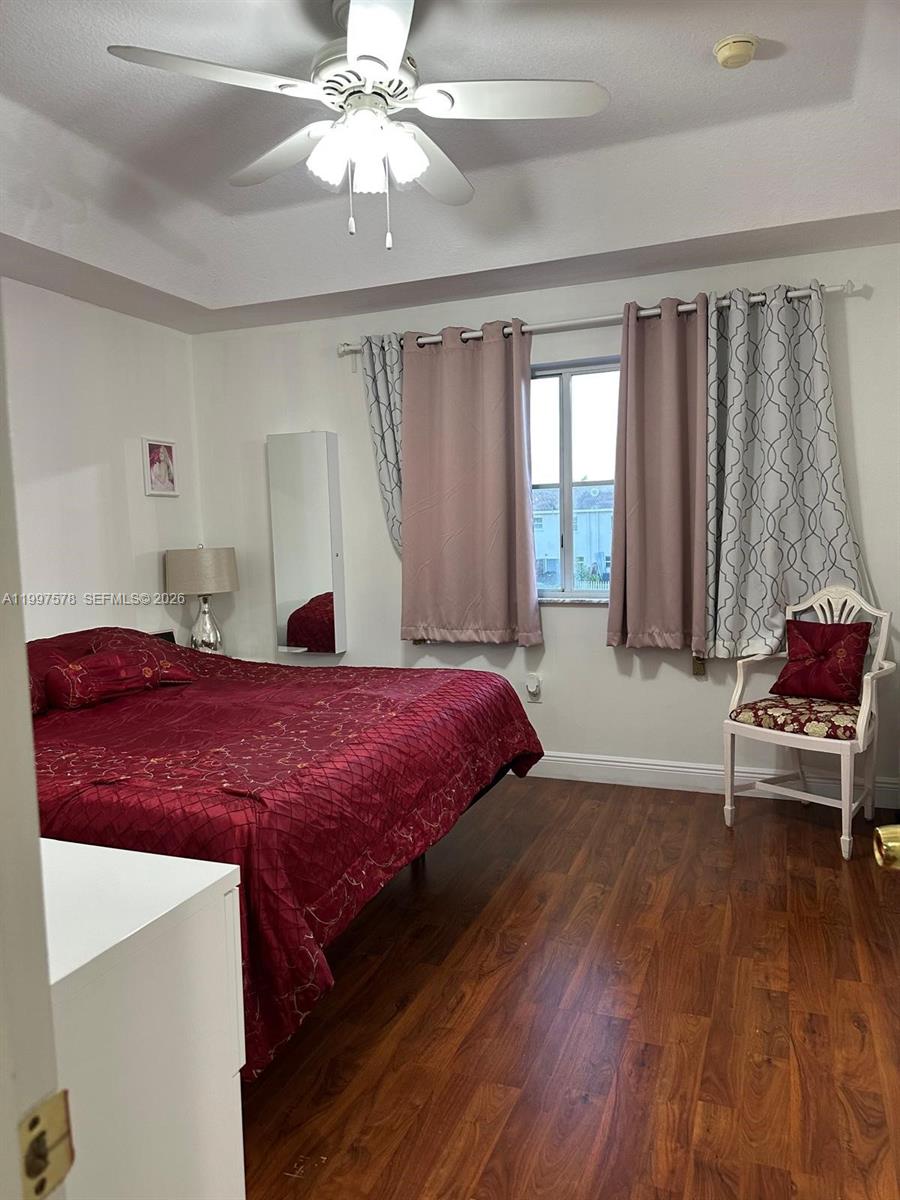 VENETIA GROVE - Residential