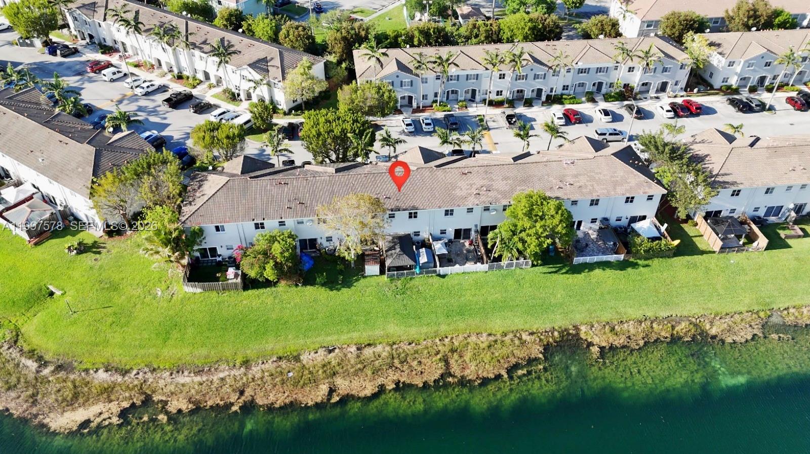 VENETIA GROVE - Residential