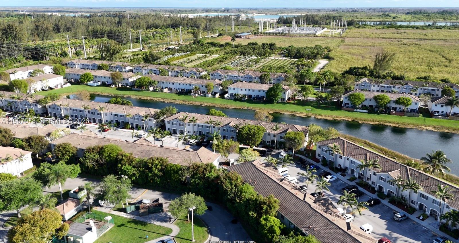 VENETIA GROVE - Residential