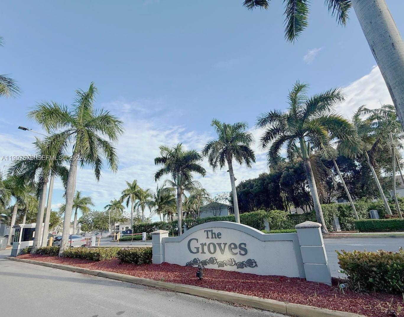 VENETIA GROVE - Residential