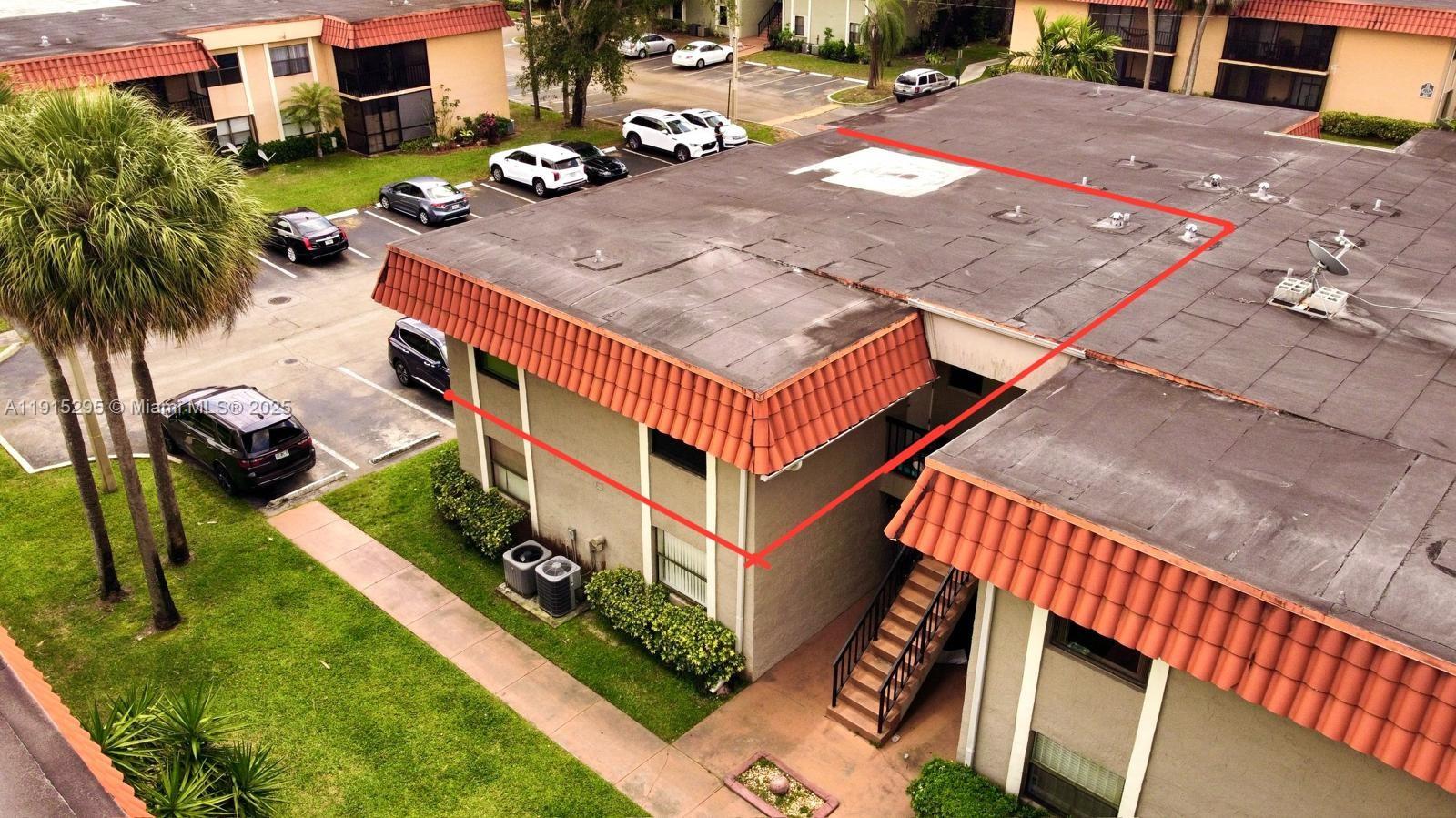 BANYAN TREE SIX CONDO - Residential Lease