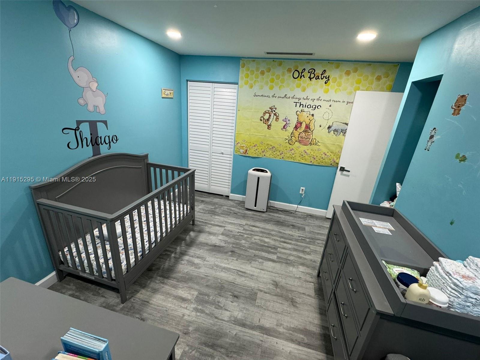 BANYAN TREE SIX CONDO - Residential Lease