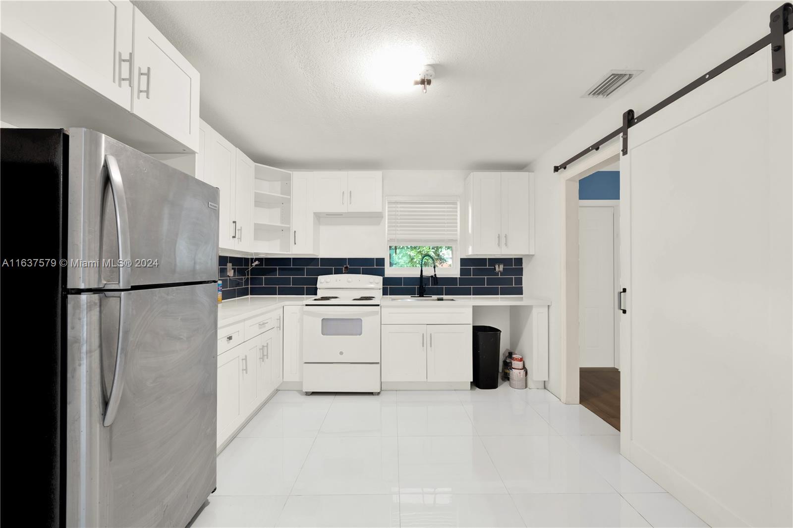 CRESCENT HEIGHTS - Residential Income