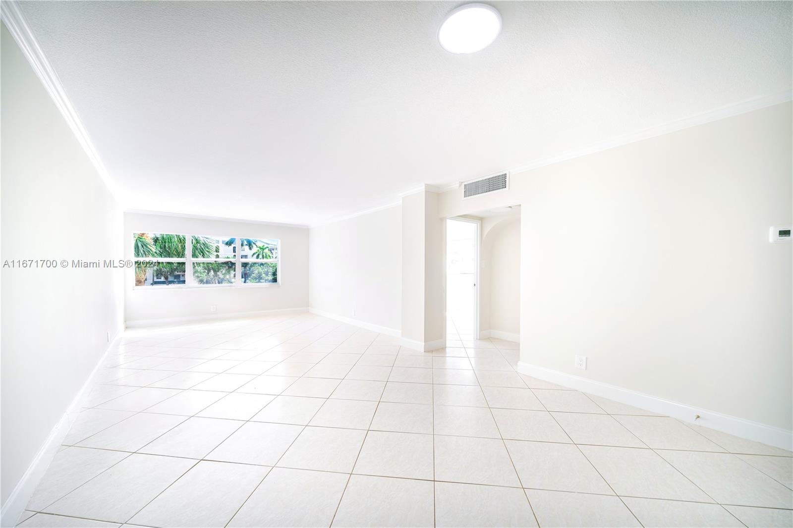 HORIZON HOUSE CONDO - Residential