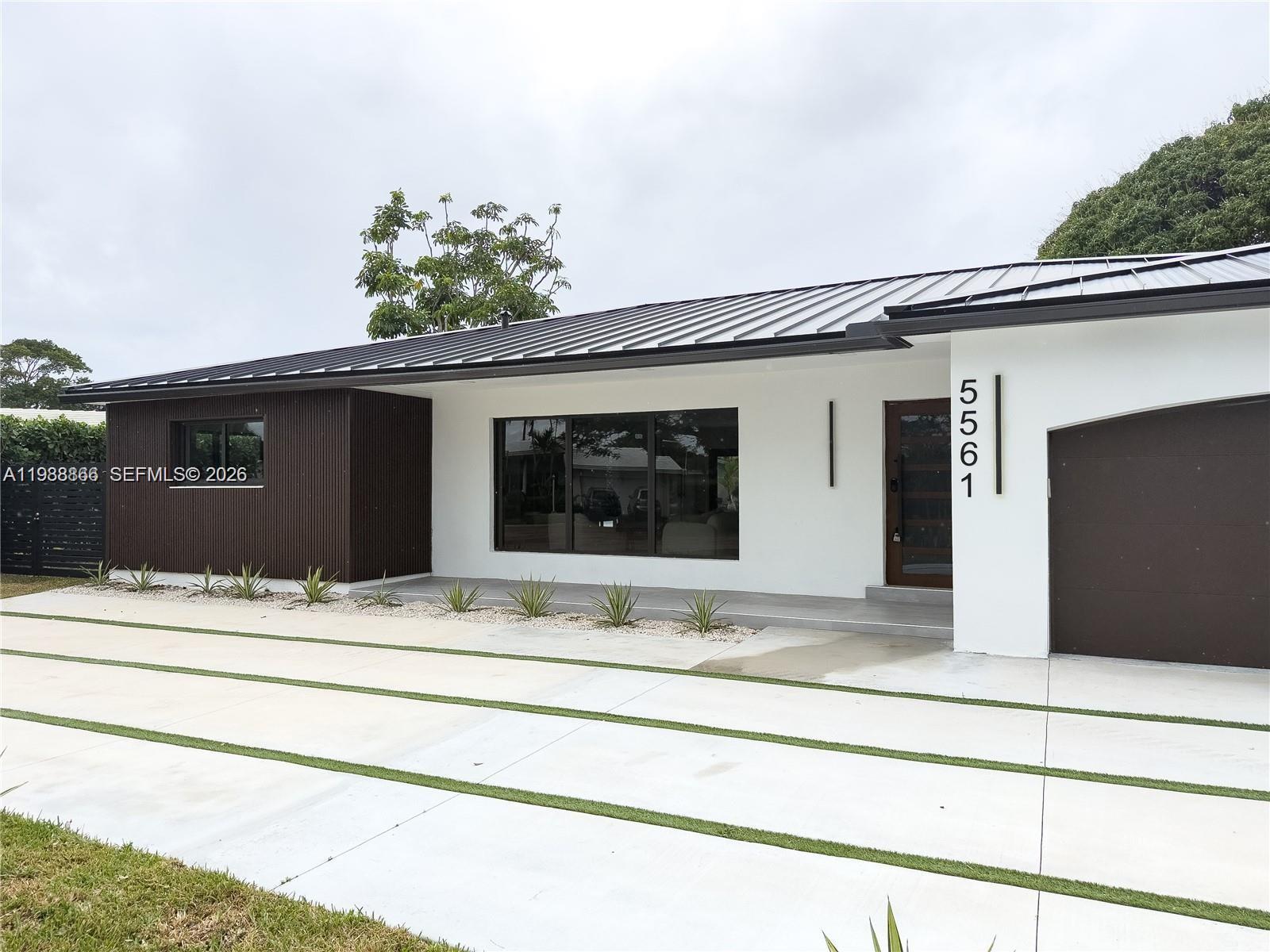 LANDINGS FIRST SEC - Residential