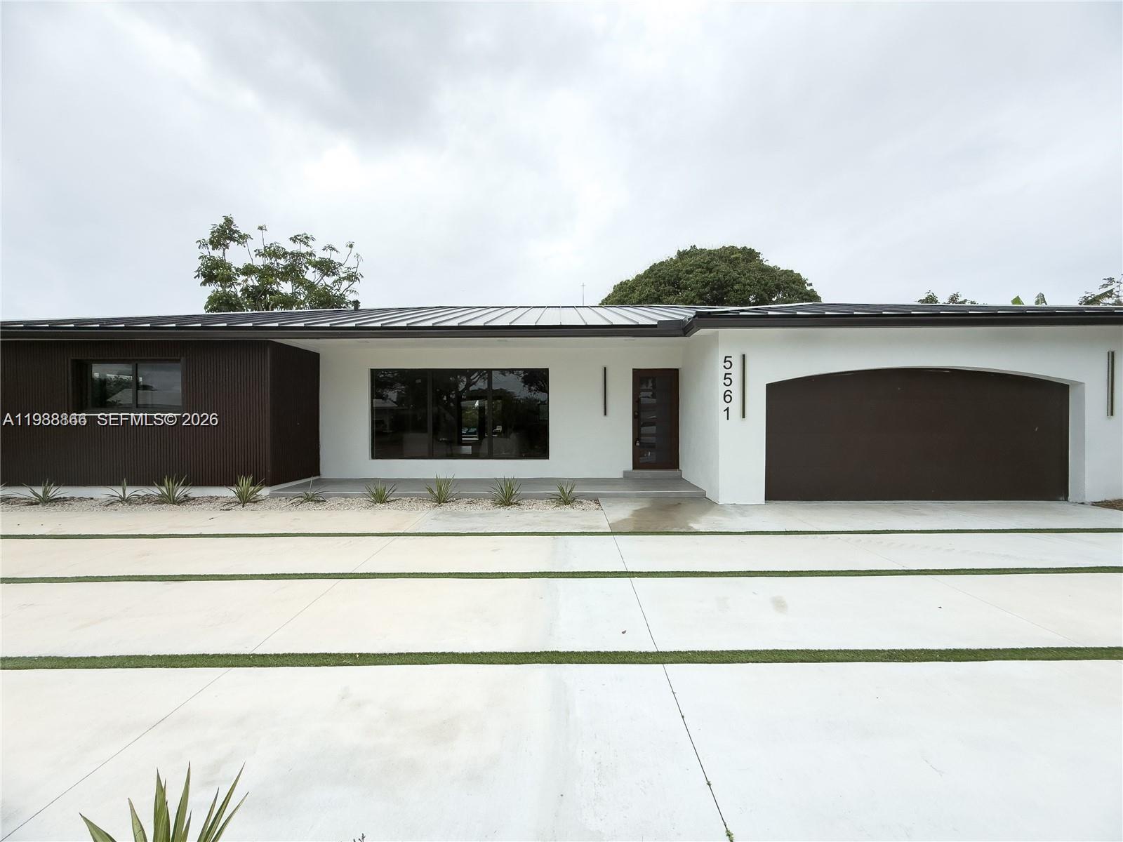 LANDINGS FIRST SEC - Residential