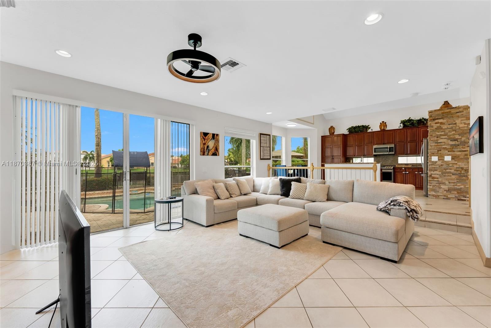 SILVER LAKES PHASE III RE - Residential