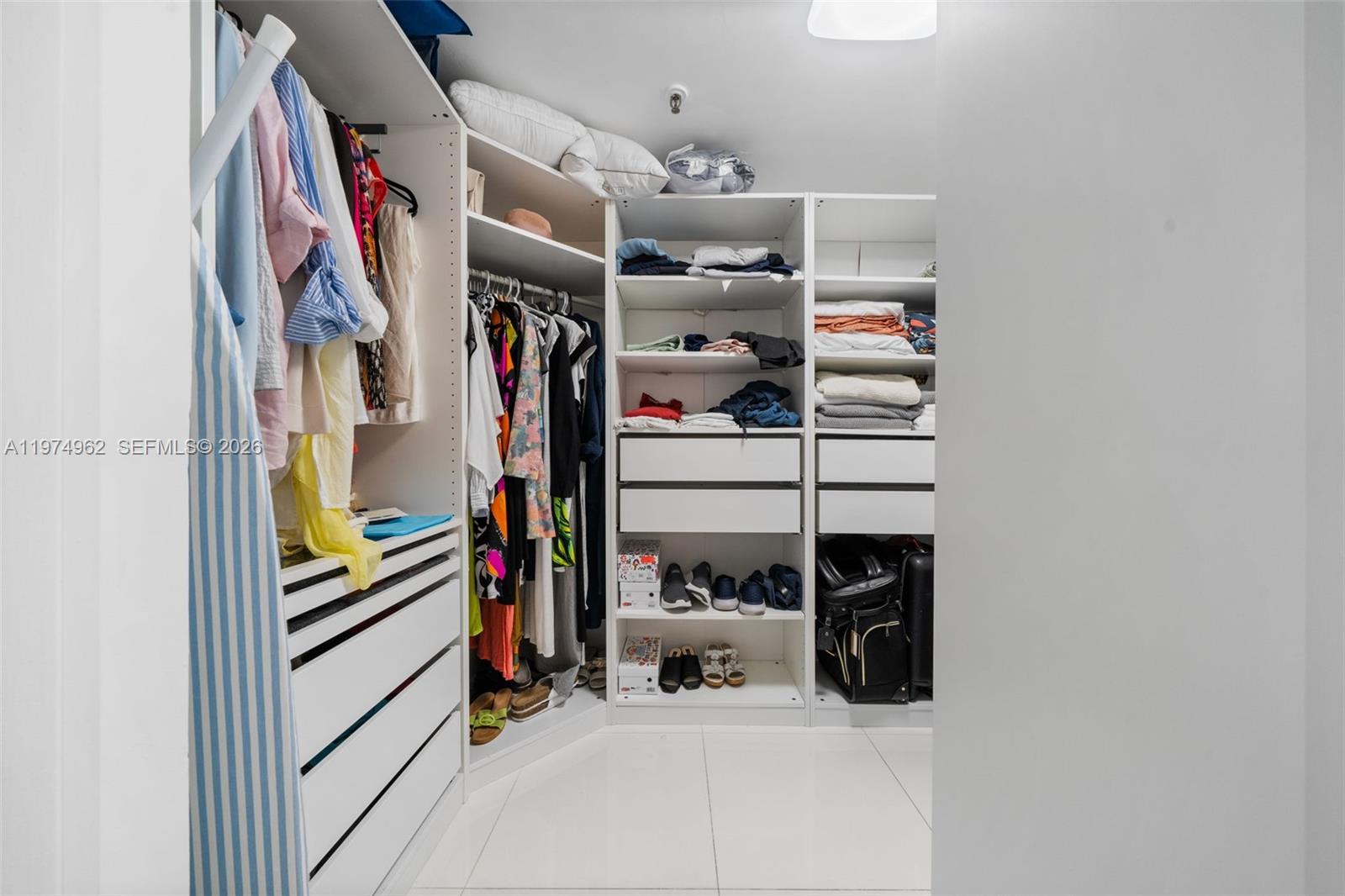 POINCIANA IS YT & RCQ CLU - Residential Lease