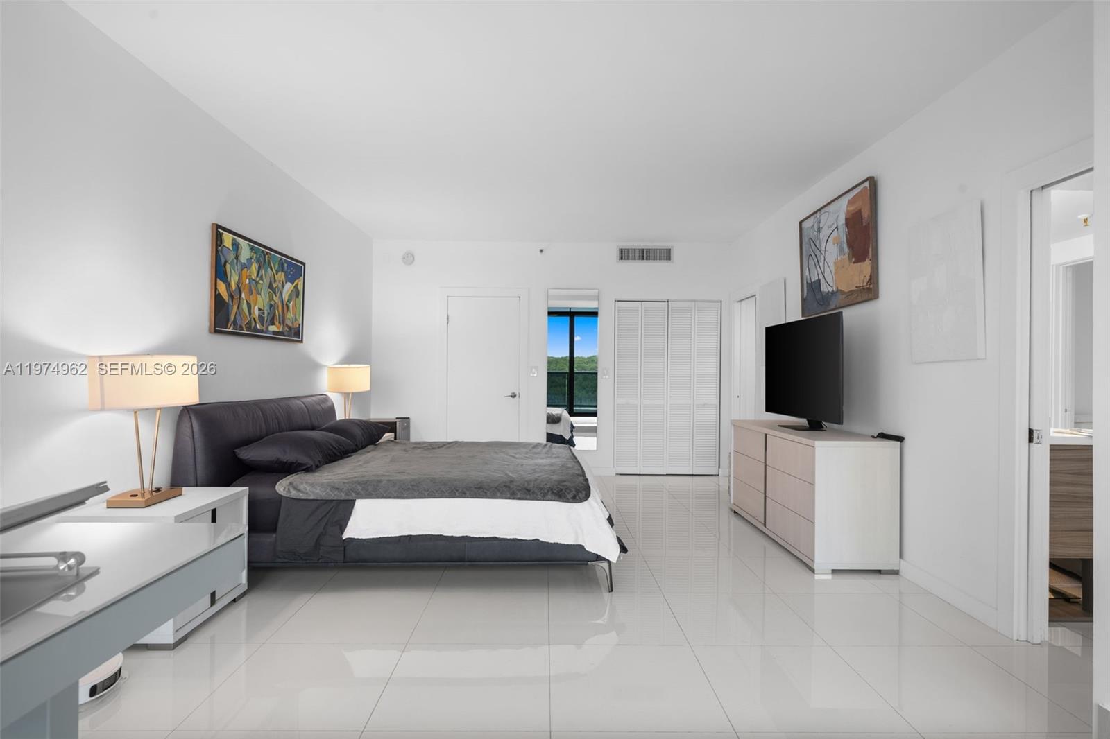 POINCIANA IS YT & RCQ CLU - Residential Lease