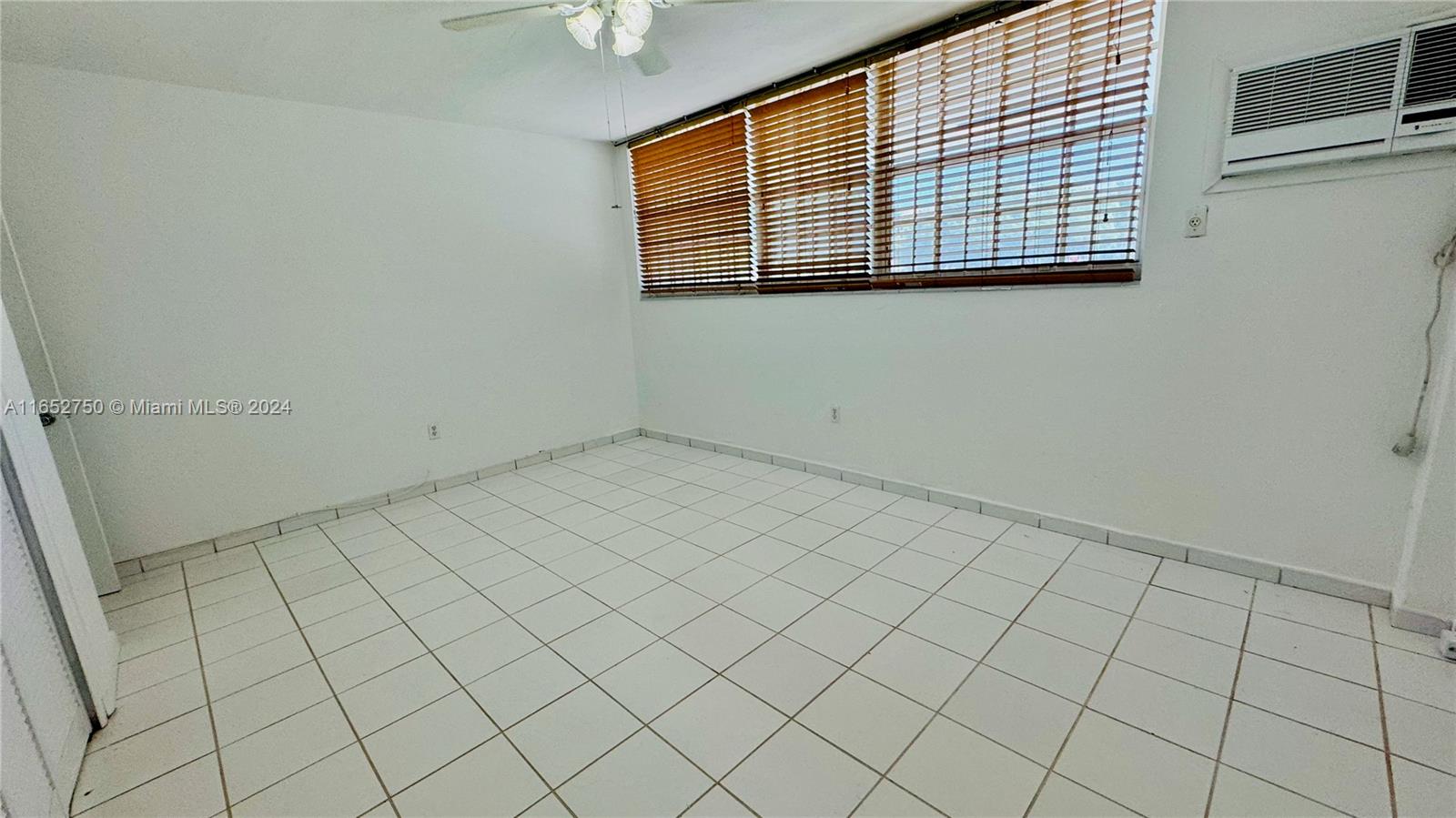 CREEK CLUB CONDO - Residential