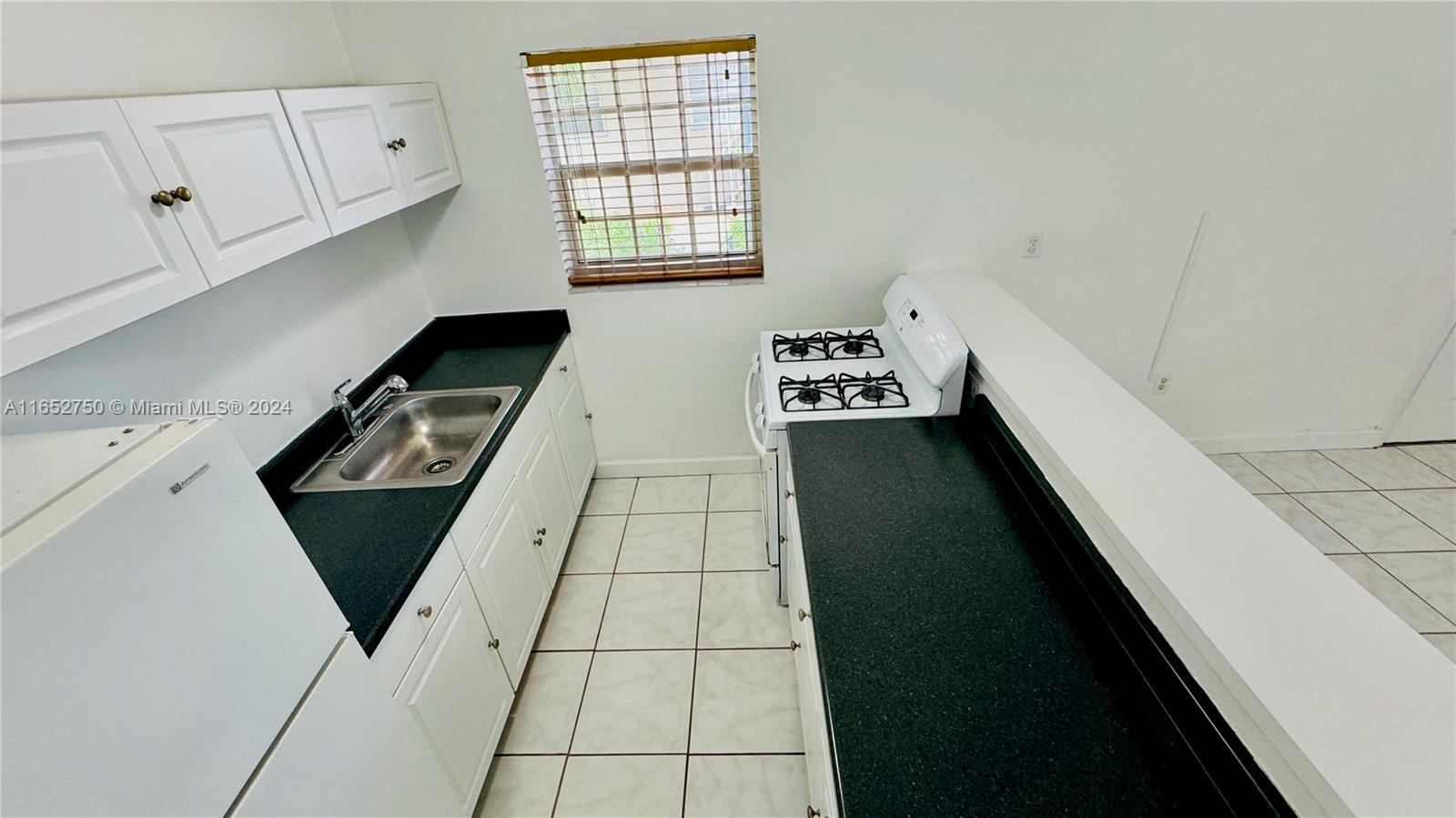 CREEK CLUB CONDO - Residential