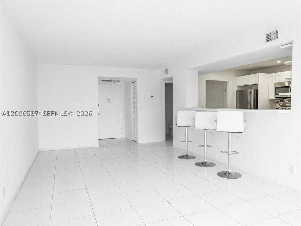 Photo of 1000 Parkview Dr #501, Hallandale Beach, FL 33009 (MLS # A12096587)