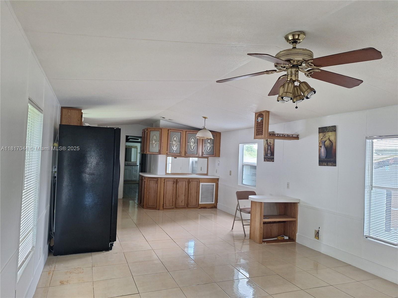 GATEWAY WEST CONDO - Residential