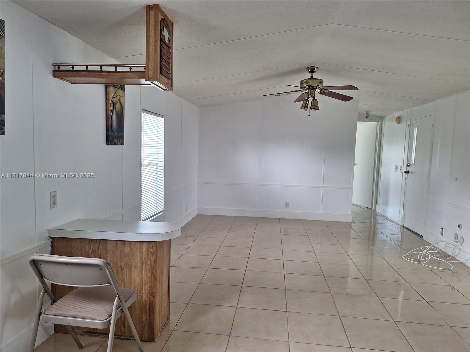 GATEWAY WEST CONDO - Residential