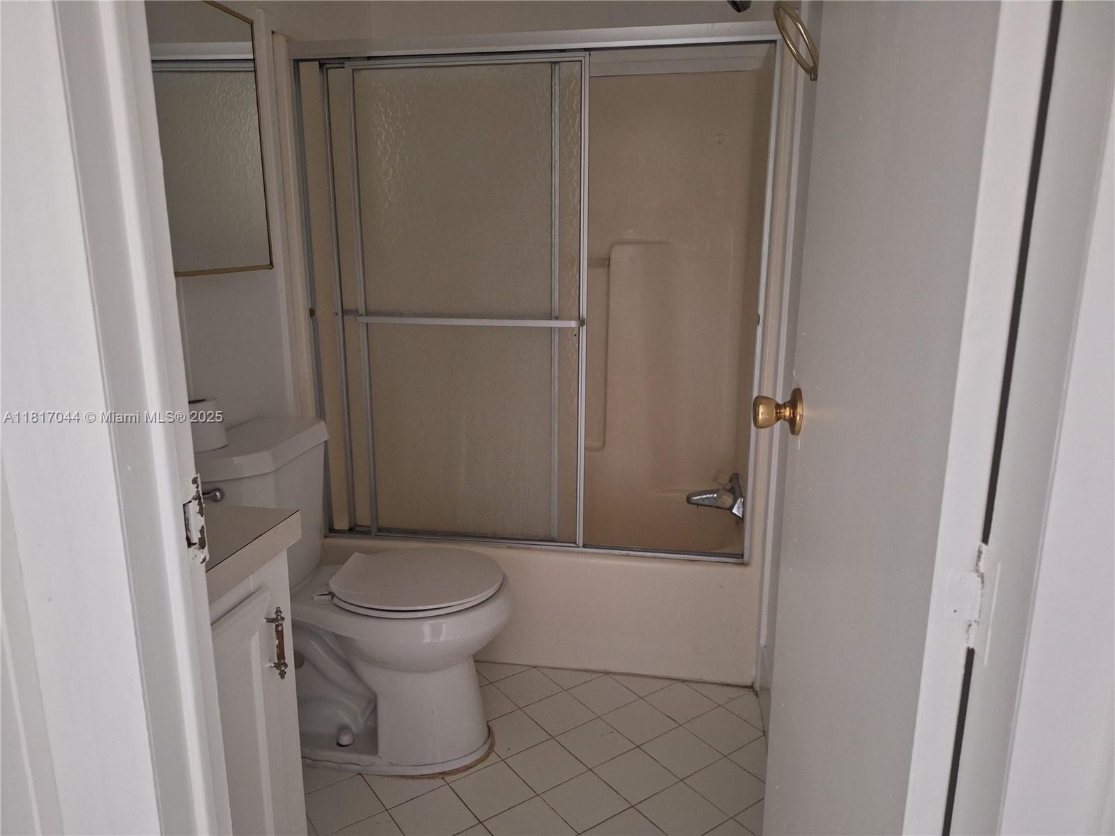 GATEWAY WEST CONDO - Residential