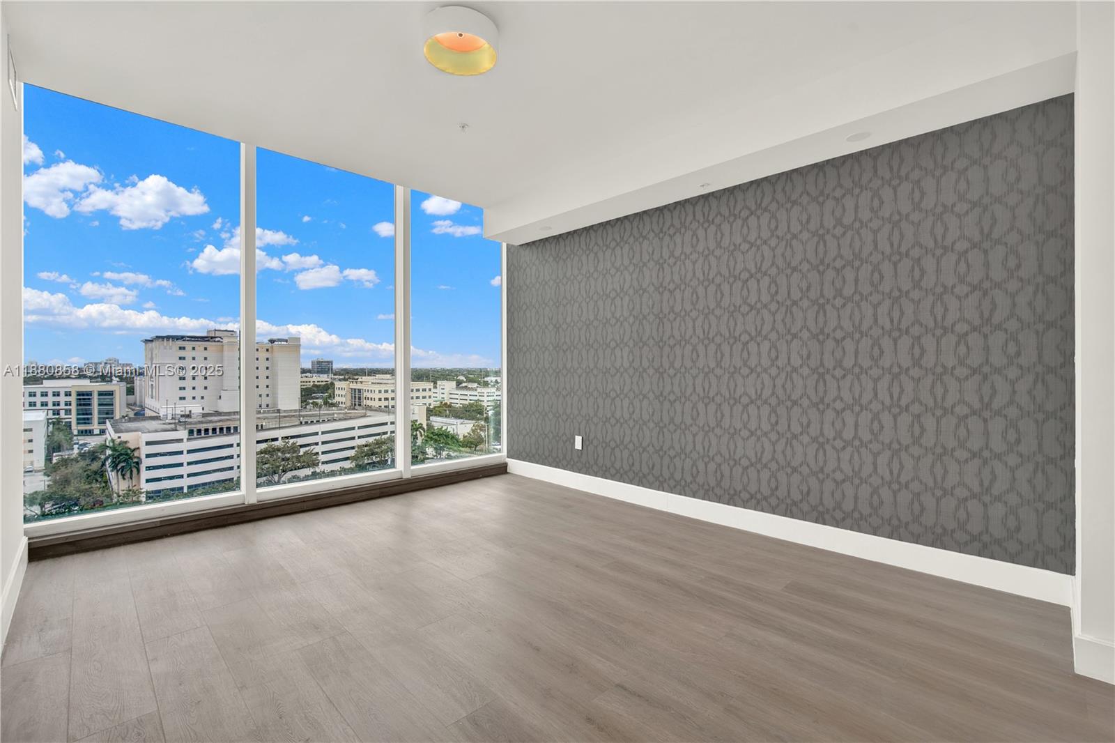 View photos, virtual tours, details... 2820 NE 214th St 1005