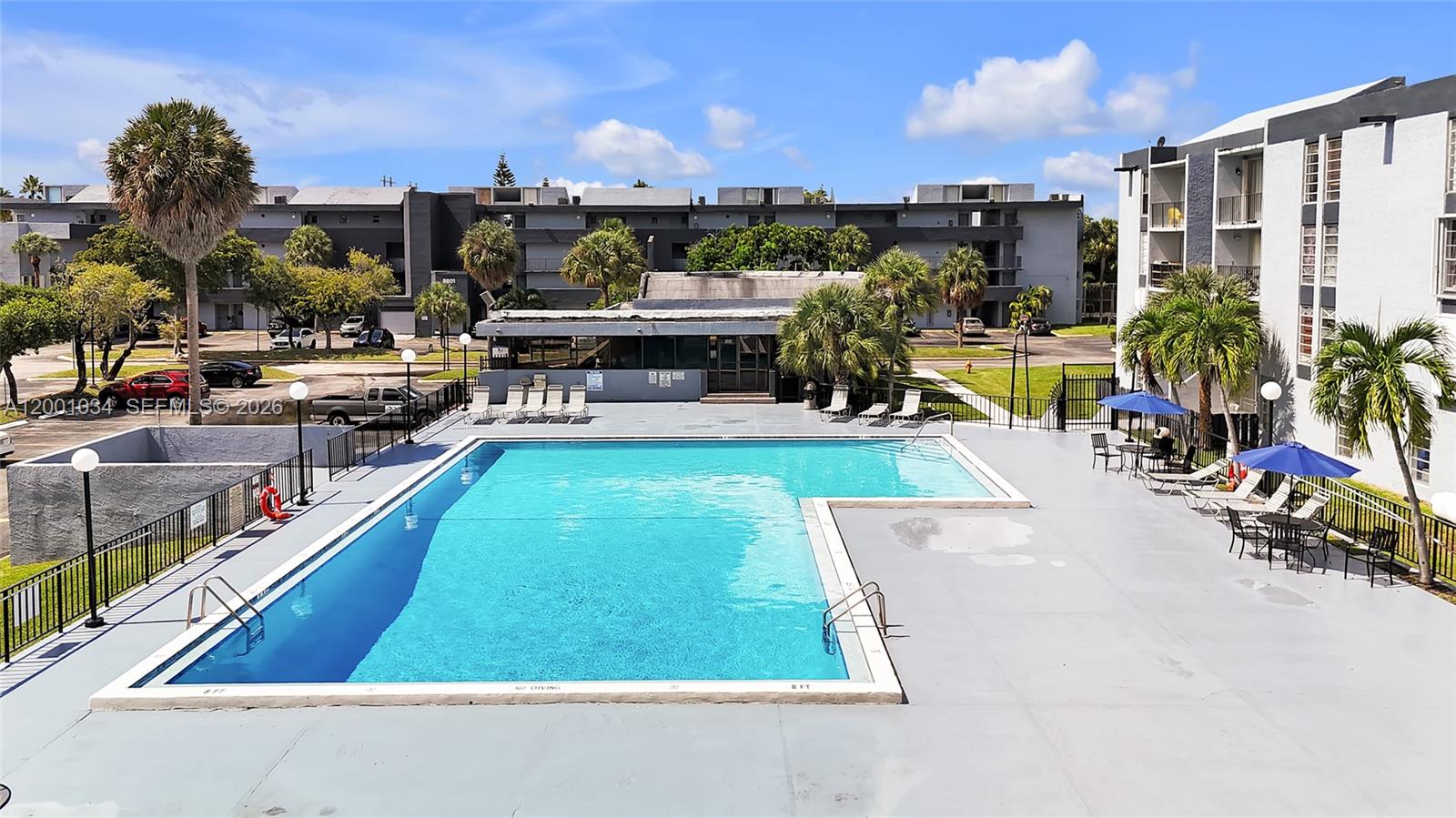 THE GREENS CONDO - Residential Lease