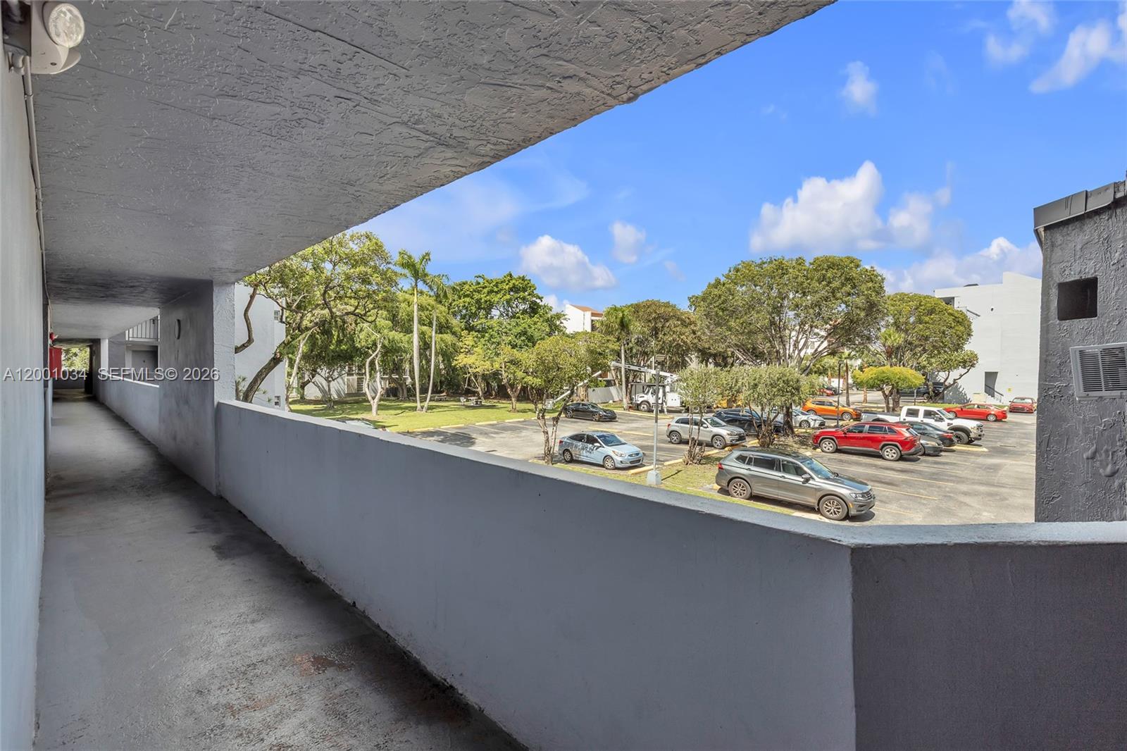 THE GREENS CONDO - Residential Lease