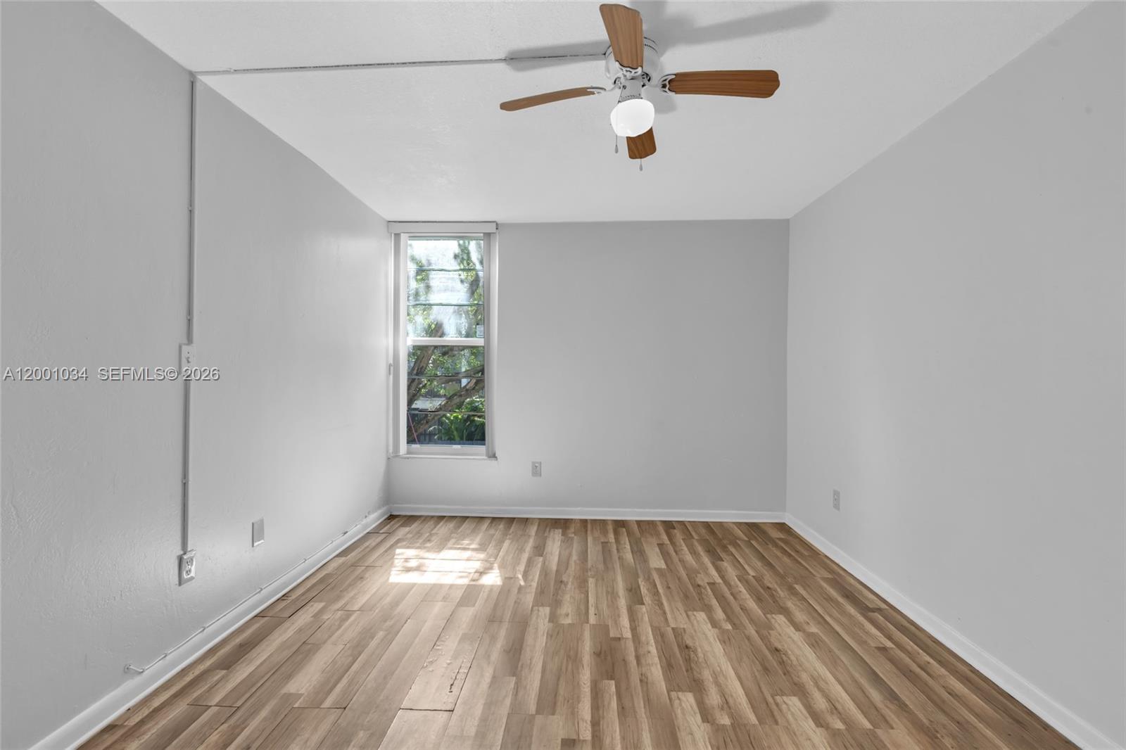 THE GREENS CONDO - Residential Lease