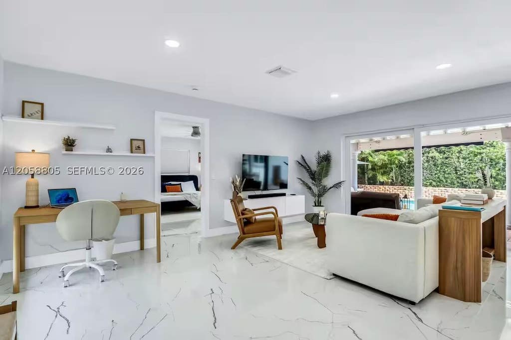 Photo of 3204 Robbins Rd, Pompano Beach, FL 33062 (MLS # A12058805)