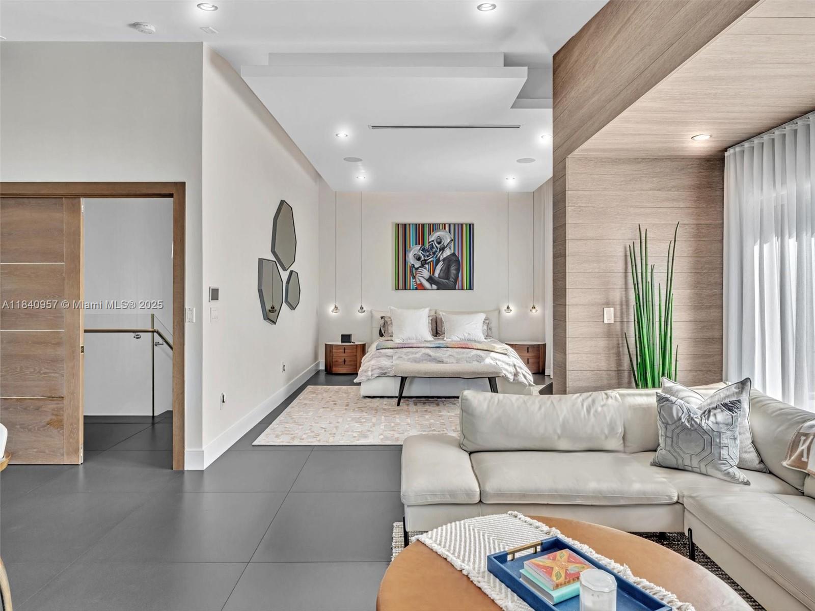 GOLDEN ISLES ESTATES FIRS - Residential