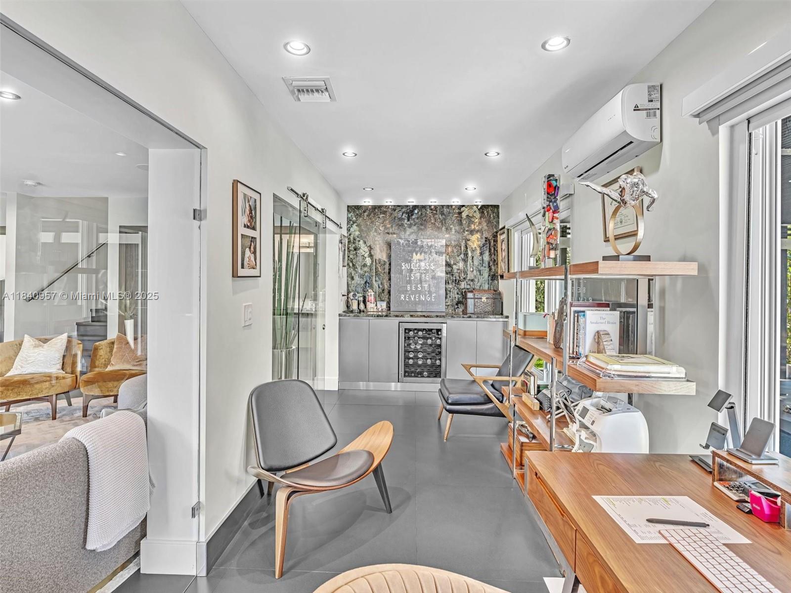 GOLDEN ISLES ESTATES FIRS - Residential