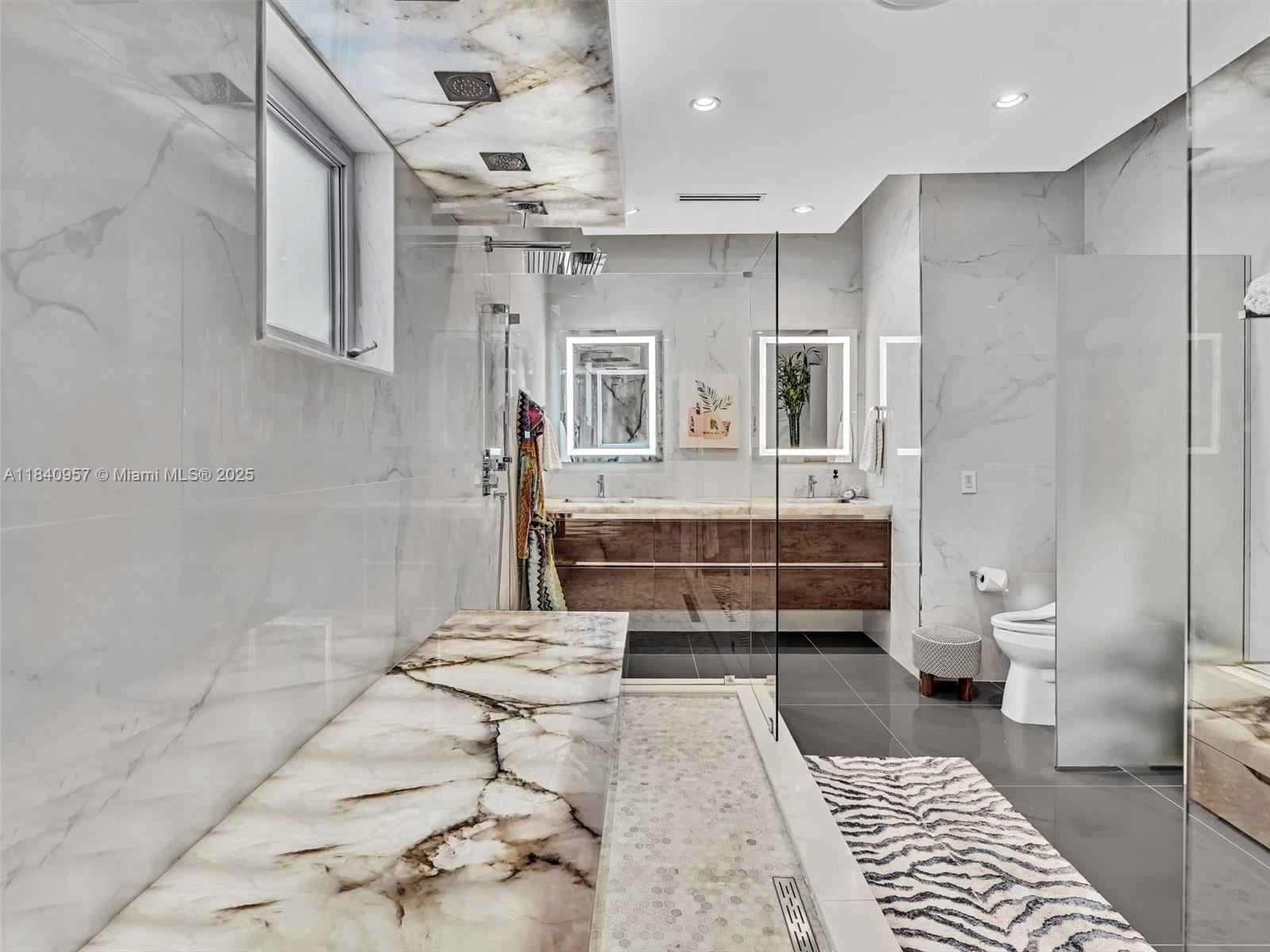 GOLDEN ISLES ESTATES FIRS - Residential