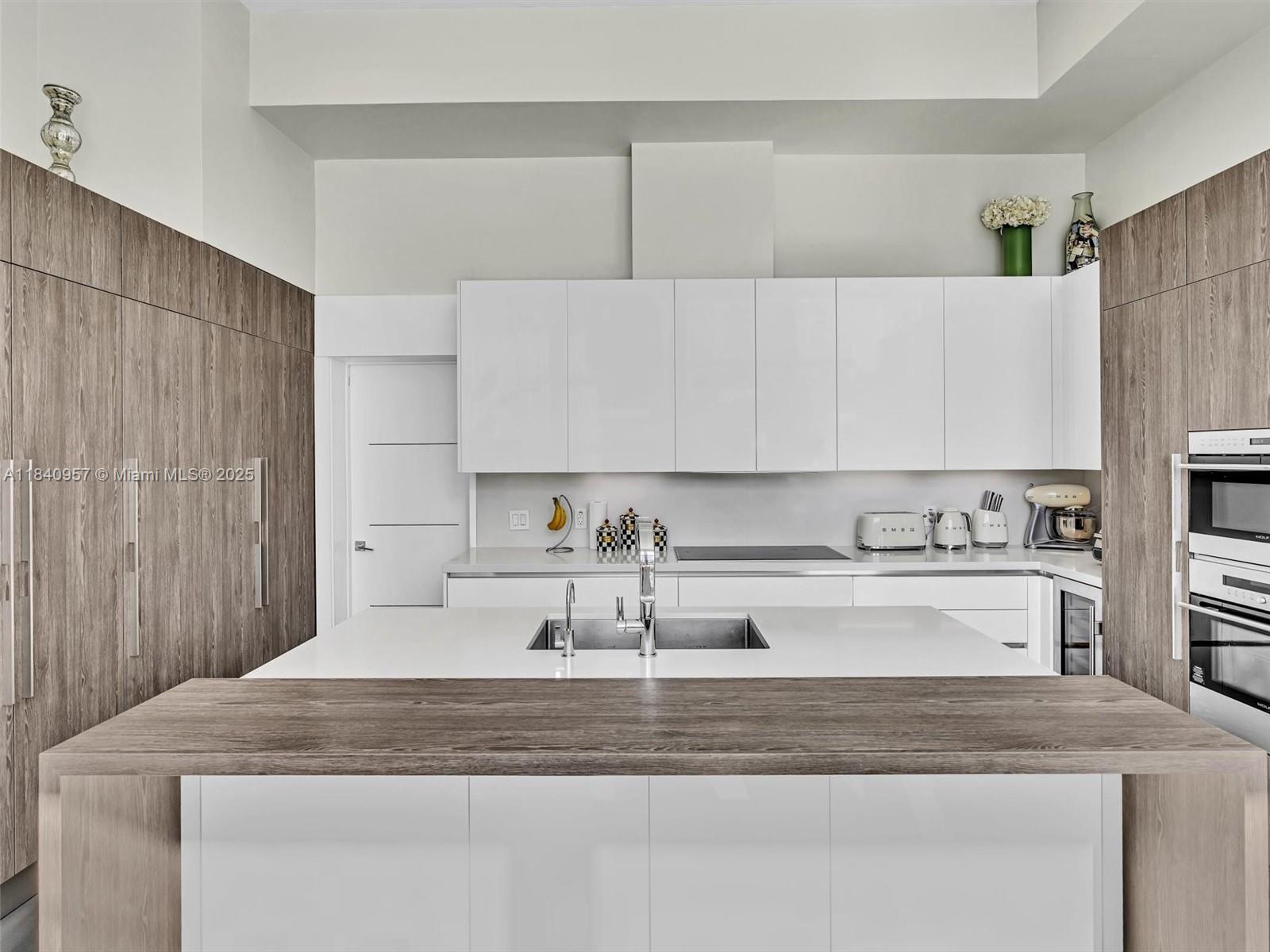 GOLDEN ISLES ESTATES FIRS - Residential