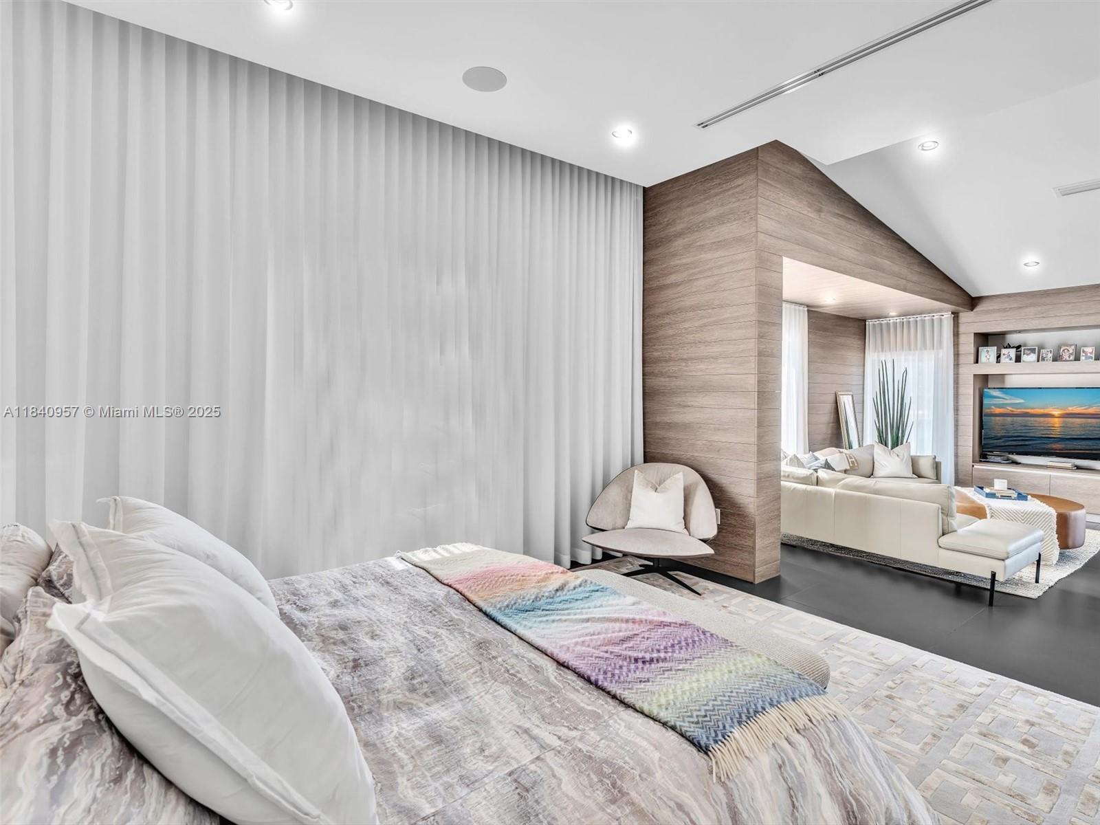 GOLDEN ISLES ESTATES FIRS - Residential