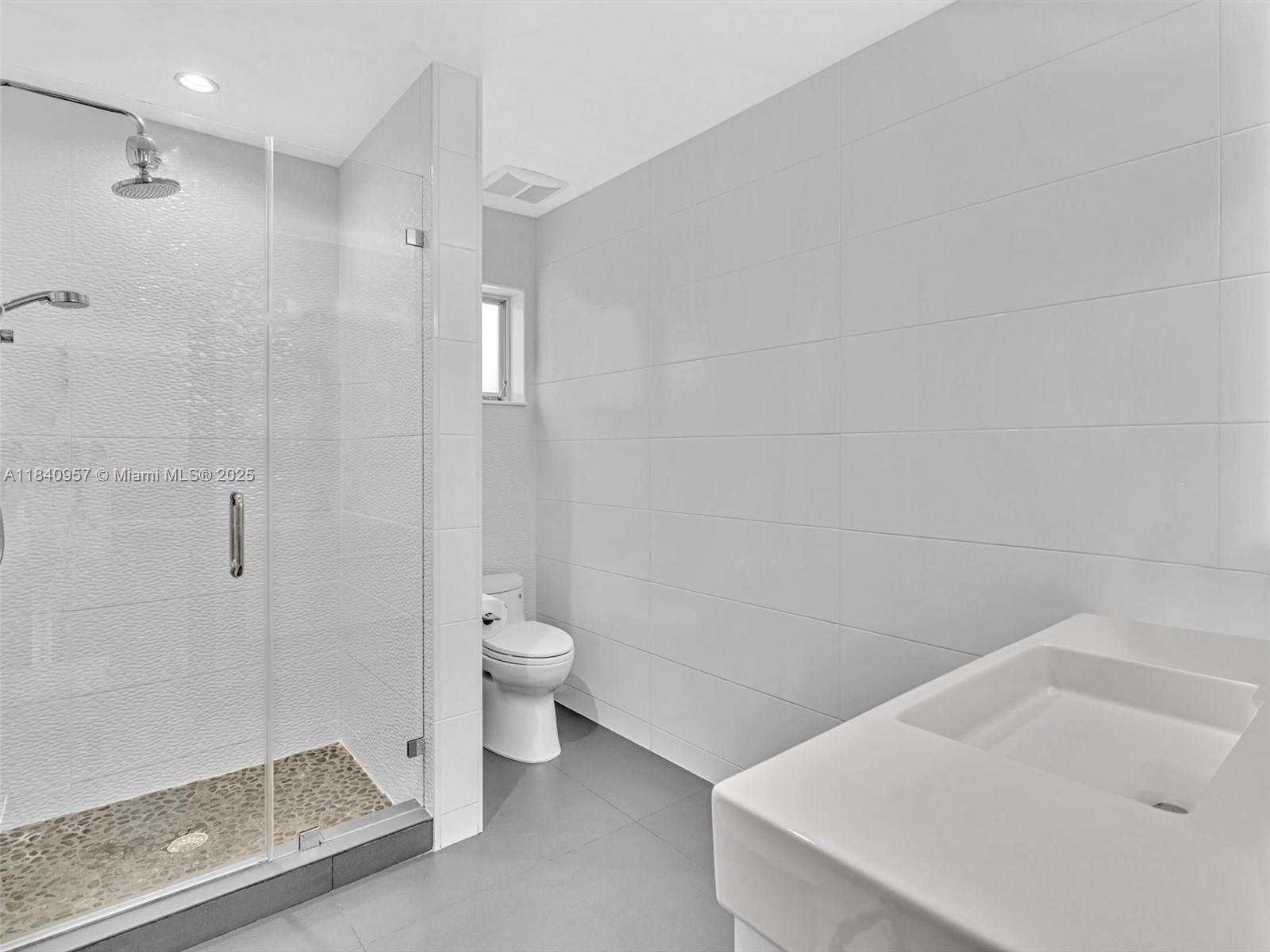 GOLDEN ISLES ESTATES FIRS - Residential