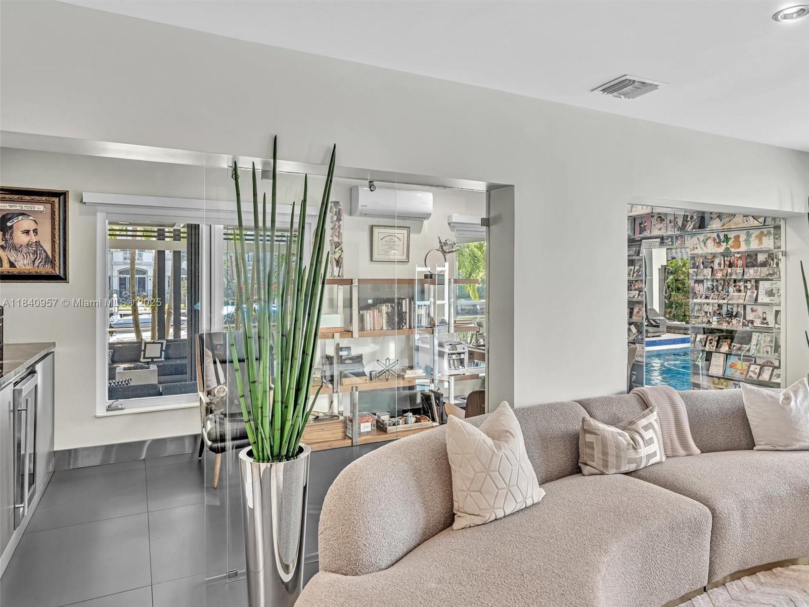 GOLDEN ISLES ESTATES FIRS - Residential