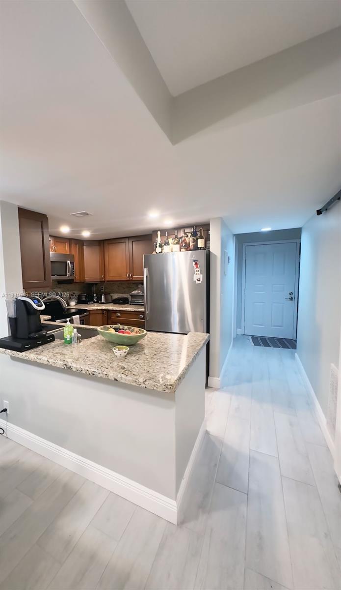 THE RACQUET CLUB - Residential