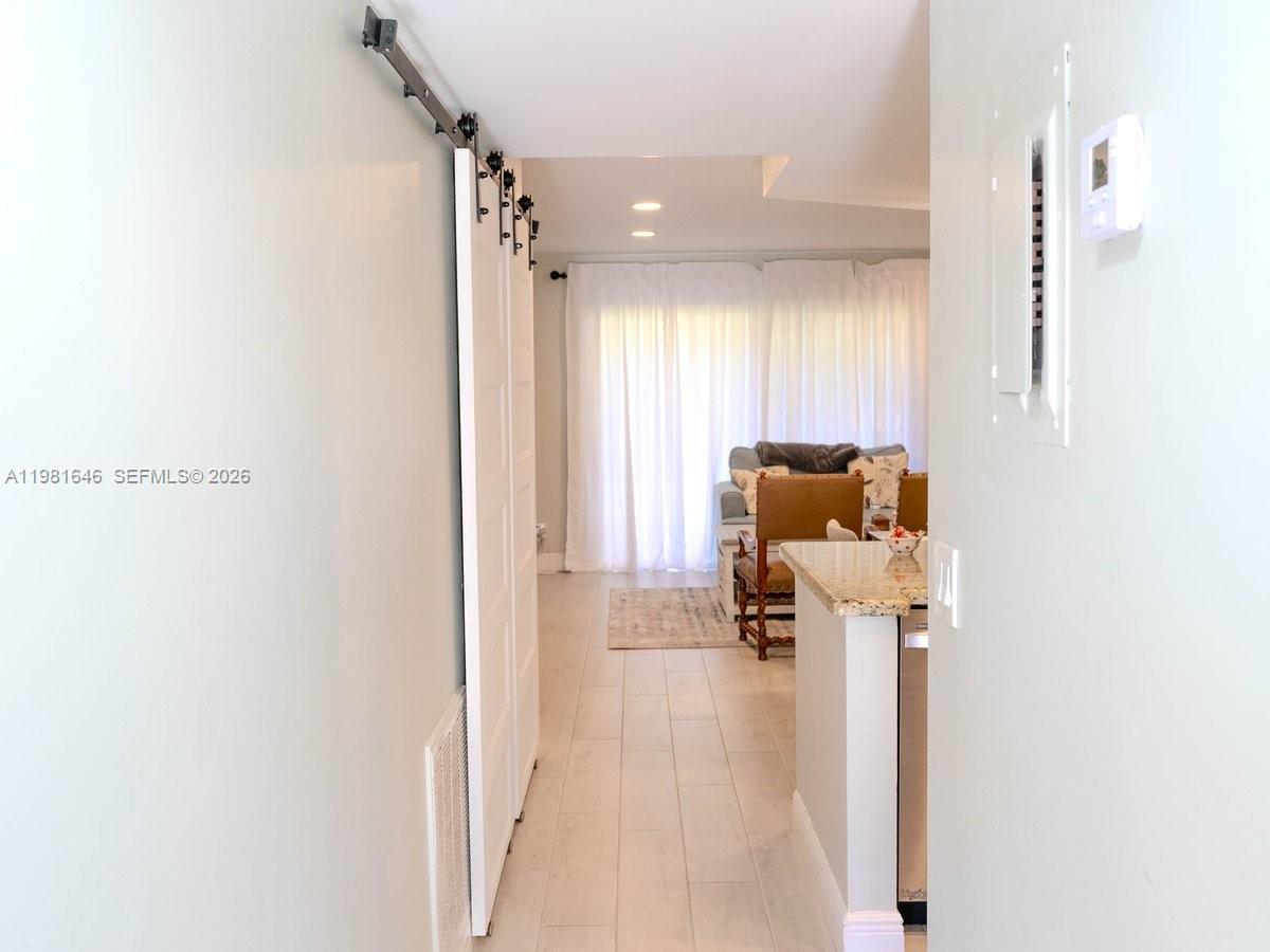 THE RACQUET CLUB - Residential