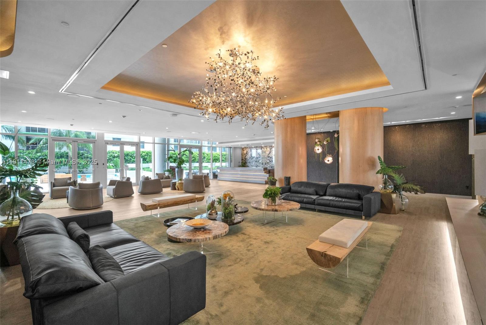 ARIA ON THE BAY CONDO - Residential