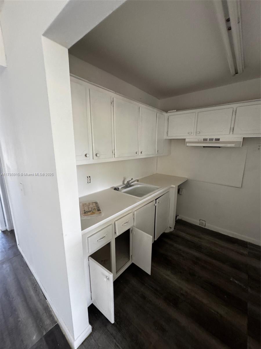 SHEFFIELD CONDOS A TO Q - Residential