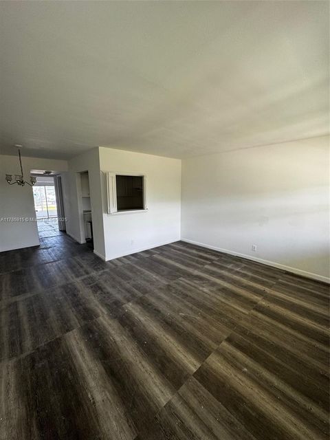 42 Sheffield B B West Palm Beach FL 33417