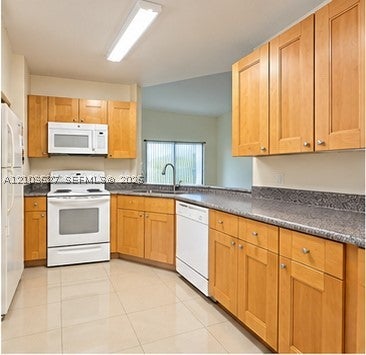 3445 NW 44th St 201